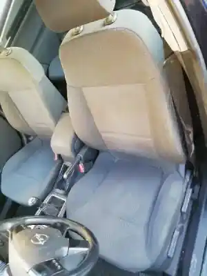 Здавання транспортного засобу opel signum 2.2 16v dti cat (y 22 dtr / l50) року 2004 потужний y22dtr