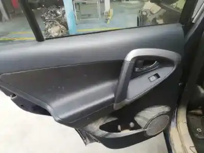 Vehicul casat toyota rav 4 iii (_a3_) 2.2 d 4wd (ala30_) al anului 2006 alimentat 2ad
