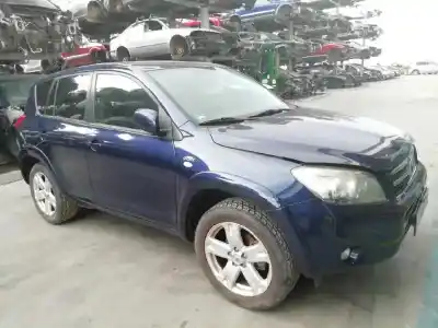 Vehicul casat toyota rav 4 iii (_a3_) 2.2 d 4wd (ala30_) al anului 2006 alimentat 2ad