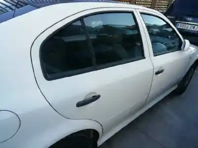 Veicolo di demolizione skoda octavia berlina (1u2) 1.9 tdi slx dell'anno 2003 alimentato alh