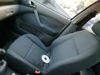 Veicolo di demolizione skoda octavia berlina (1u2) 1.9 tdi slx dell'anno 2003 alimentato alh