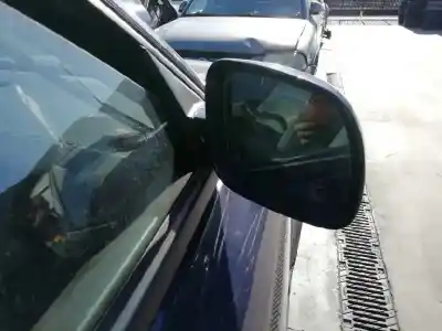 Здавання транспортного засобу volkswagen passat berlina (3b3) comfortline року 2001 потужний alz