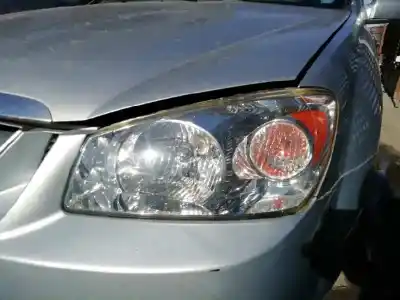 Veículo de Sucata kia cerato 2.0 lx crdi familiar do ano 2004 alimentado d4ea