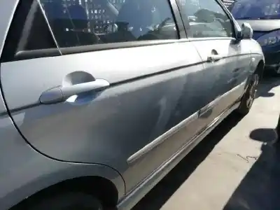 Veículo de Sucata kia cerato 2.0 lx crdi familiar do ano 2004 alimentado d4ea