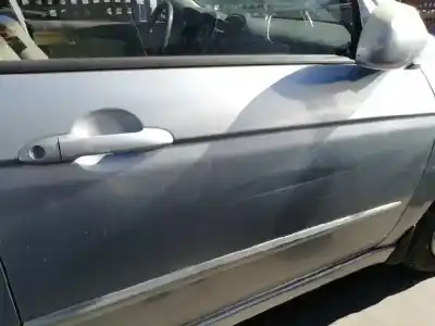 Veículo de Sucata kia cerato 2.0 lx crdi familiar do ano 2004 alimentado d4ea