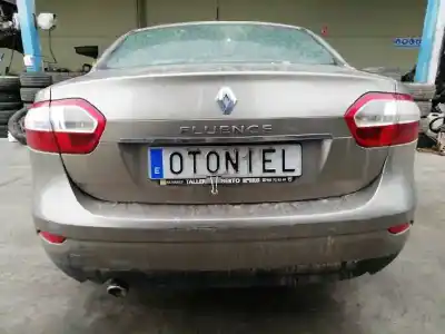 Veículo de Sucata renault fluence (l3_) 1.5 dci (l30d l30l l306 l33f l33l l33m l33v l33w) do ano 2012 alimentado k9k j8