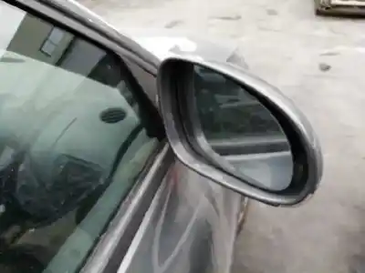 Здавання транспортного засобу volkswagen passat berlina (3b3) * року 2004 потужний awx