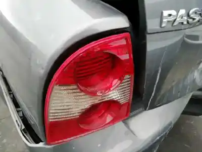 Здавання транспортного засобу volkswagen passat berlina (3b3) * року 2004 потужний awx