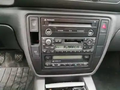 Здавання транспортного засобу volkswagen passat berlina (3b3) * року 2004 потужний awx