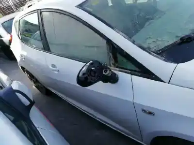 Veicolo di demolizione seat ibiza iv (6j5, 6p1) 1.6 tdi dell'anno 2010 alimentato cay