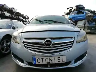 Veicolo di demolizione OPEL INSIGNIA SPORTS TOURER Excellence dell'anno 2014 alimentato A20DTE OPT. LHV