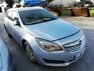 Veicolo di demolizione opel insignia sports tourer excellence dell'anno 2014 alimentato a20dte opt. lhv