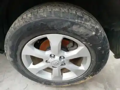 Vehicul casat toyota rav 4 iii (_a3_) 2.2 d (ala35_) al anului 2011 alimentat 2ad