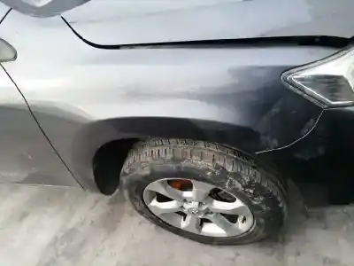 Vehicul casat toyota rav 4 iii (_a3_) 2.2 d (ala35_) al anului 2011 alimentat 2ad