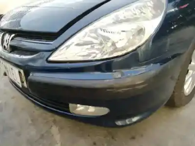 Здавання транспортного засобу peugeot 607 (s1) básico року 2001 потужний 4hx