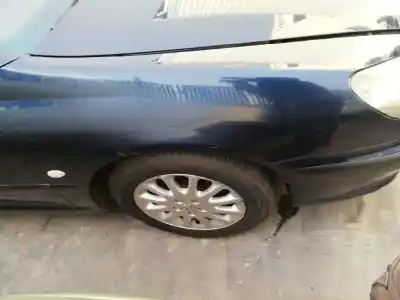 Здавання транспортного засобу peugeot 607 (s1) básico року 2001 потужний 4hx