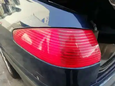 Здавання транспортного засобу peugeot 607 (s1) básico року 2001 потужний 4hx
