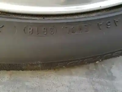 Здавання транспортного засобу peugeot 607 (s1) básico року 2001 потужний 4hx