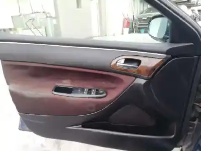 Здавання транспортного засобу peugeot 607 (s1) básico року 2001 потужний 4hx