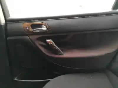 Здавання транспортного засобу peugeot 607 (s1) básico року 2001 потужний 4hx