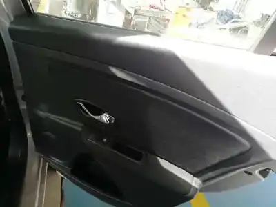 Sloopvoertuig renault megane iii berlina 5 p dynamique van het jaar 2012 aangedreven h5f a4