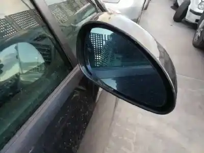 Vehicul casat citroen c4 coupe vtr plus al anului 2006 alimentat 9hy