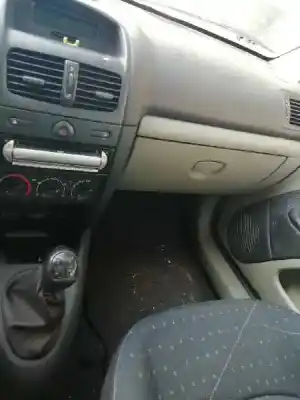 Утилизация автомобиля renault clio ii fase ii (b/cb0) 1.5 dci diesel 65 cv / 48 kw года 2002 питание k9k a7
