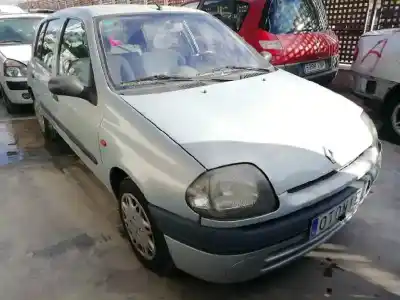 Утилизация автомобиля renault clio ii fase i (b/cbo) 1.4 alize 75 cv / 55 kw года 1999 питание e7j