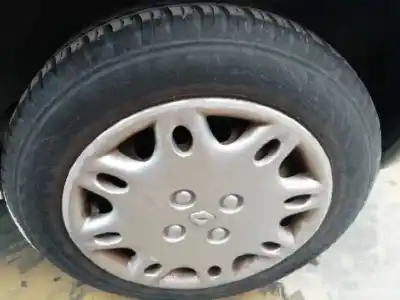 Утилизация автомобиля renault clio ii fase i (b/cbo) 1.4 alize 75 cv / 55 kw года 1999 питание e7j