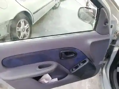 Утилизация автомобиля renault clio ii fase i (b/cbo) 1.4 alize 75 cv / 55 kw года 1999 питание e7j