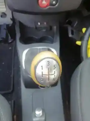 Veicolo di demolizione renault clio grandtour authentique dell'anno 2009 alimentato k9k766