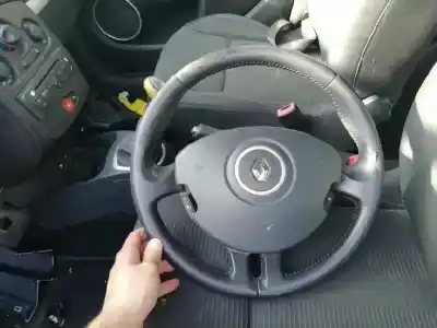 Veicolo di demolizione renault clio grandtour authentique dell'anno 2009 alimentato k9k766