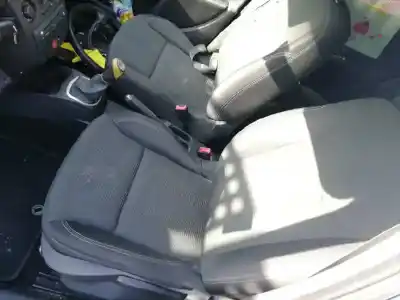 Veicolo di demolizione renault clio grandtour authentique dell'anno 2009 alimentato k9k766