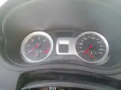 Veicolo di demolizione renault clio grandtour authentique dell'anno 2009 alimentato k9k766