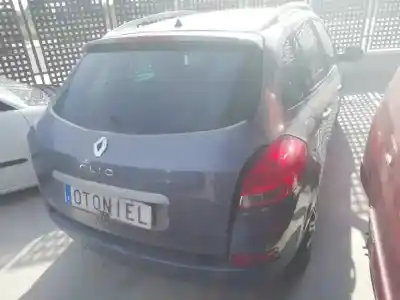 Veicolo di demolizione renault clio grandtour authentique dell'anno 2009 alimentato k9k766