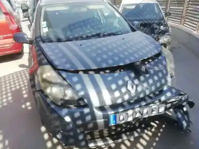 Veicolo di demolizione renault clio grandtour authentique dell'anno 2009 alimentato k9k766