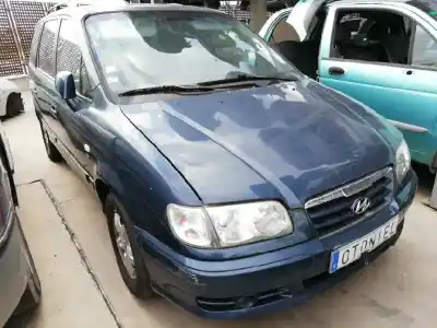 Sloopvoertuig hyundai trajet (fo) 2.0 crdi gls van het jaar 2006 aangedreven d4ea