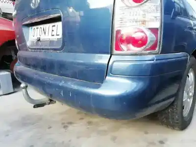 Sloopvoertuig hyundai trajet (fo) 2.0 crdi gls van het jaar 2006 aangedreven d4ea