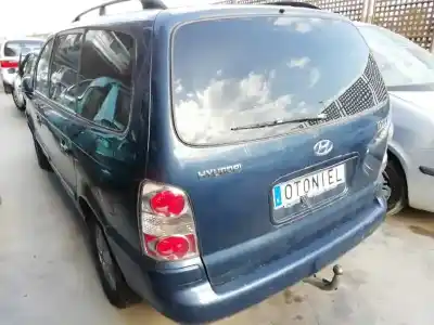 Sloopvoertuig hyundai trajet (fo) 2.0 crdi gls van het jaar 2006 aangedreven d4ea