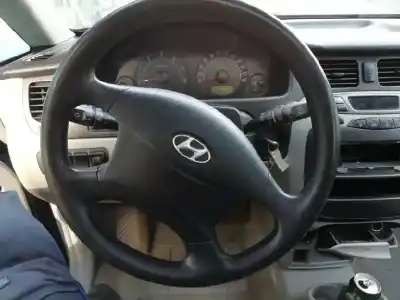 Sloopvoertuig hyundai trajet (fo) 2.0 crdi gls van het jaar 2006 aangedreven d4ea