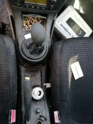 Здавання транспортного засобу citroen c4 berlina vtr plus року 2006 потужний 9hx