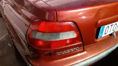 Здавання транспортного засобу volvo s40 berlina 1.6 cat року 2000 потужний b4164s2