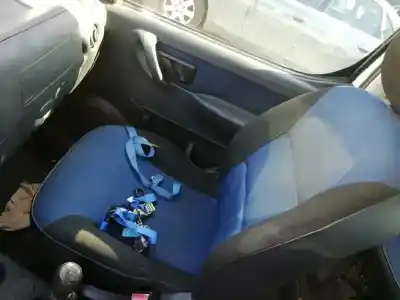 Здавання транспортного засобу peugeot partner (s2) 1.9 combi pro [1.9 ltr. - 51 kw diesel] року 2005 потужний 