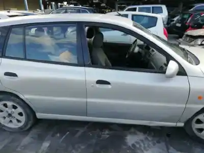Veículo de Sucata kia rio ls berlina do ano 2002 alimentado a3d