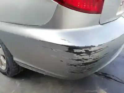 Veículo de Sucata kia rio ls berlina do ano 2002 alimentado a3d