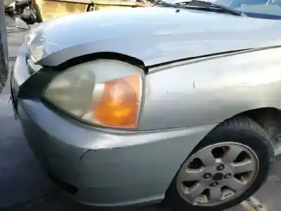 Veículo de Sucata kia rio ls berlina do ano 2002 alimentado a3d