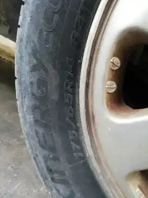 Veículo de Sucata kia rio ls berlina do ano 2002 alimentado a3d