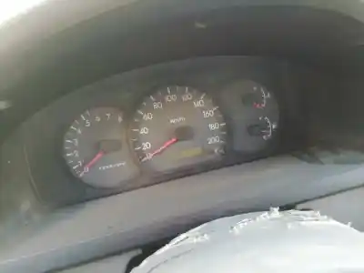 Veículo de Sucata kia rio ls berlina do ano 2002 alimentado a3d