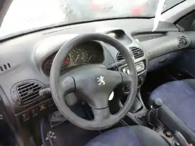 Hurda Aracı peugeot 206 berlina xs-line yılın 2000 güçlü kfx