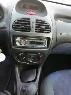 Hurda Aracı peugeot 206 berlina xs-line yılın 2000 güçlü kfx